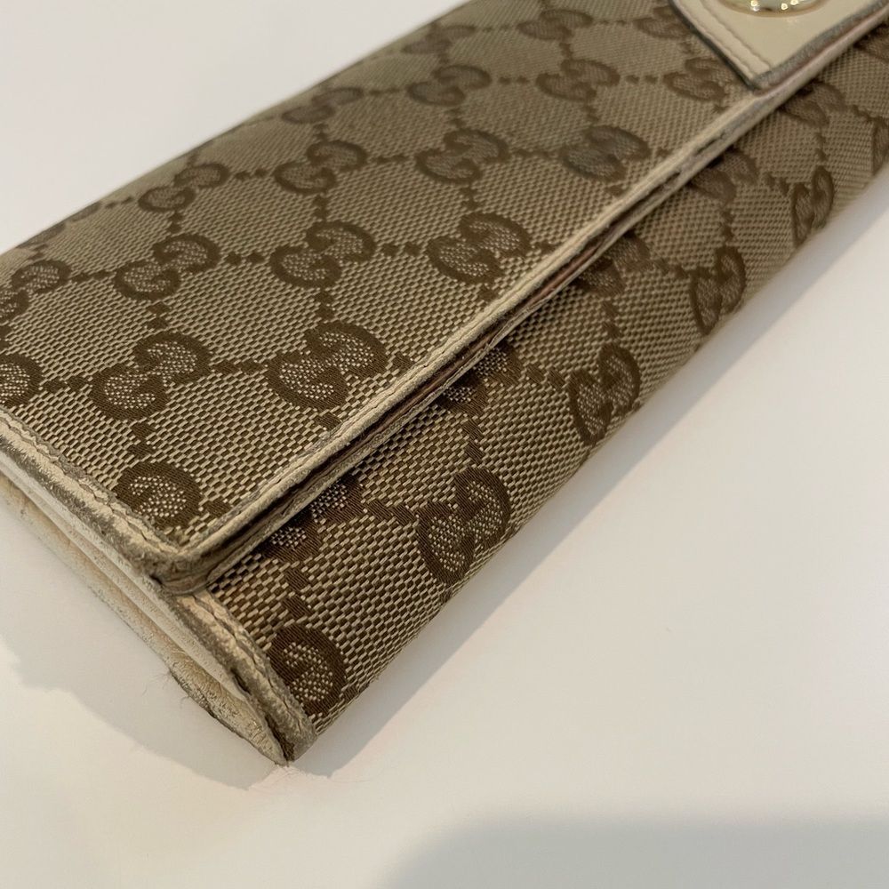 Gucci Wallet - Picture 11 of 16